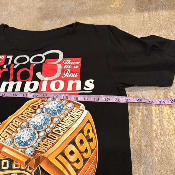 Very Rare 93 Bulls Michael Jordan “3 Peat” Rap T Shirt size M single stitch read - Picture 6 of 7